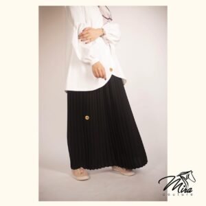 Silk pleated skirt